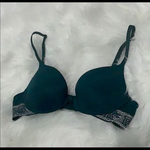 Victoria’s Secret PINK Green 34B Push Up